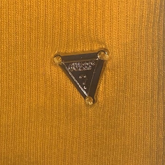 Guess Crop Top - Picture 2 of 4